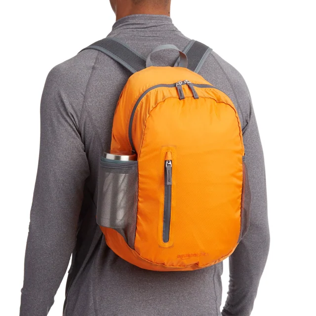 AmazonBasics 可摺疊日用背囊 35L 橙色 實物圖 3