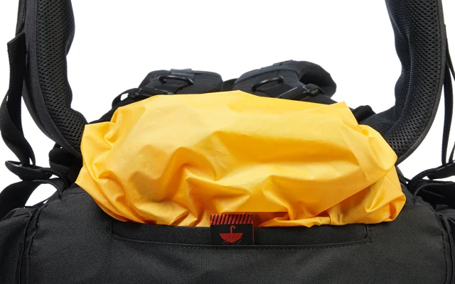 AmazonBasics 內架行山背囊 75L 綠色 實物圖 2